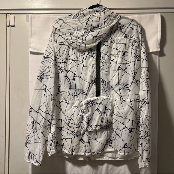 Nike Windrunner Track Running Jacket White / Black Medium Packable - Picture 6 of 11